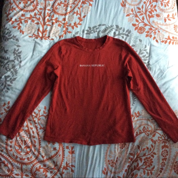 Banana Republic Red Long Sleeve T-Shirt - Picture 4 of 4